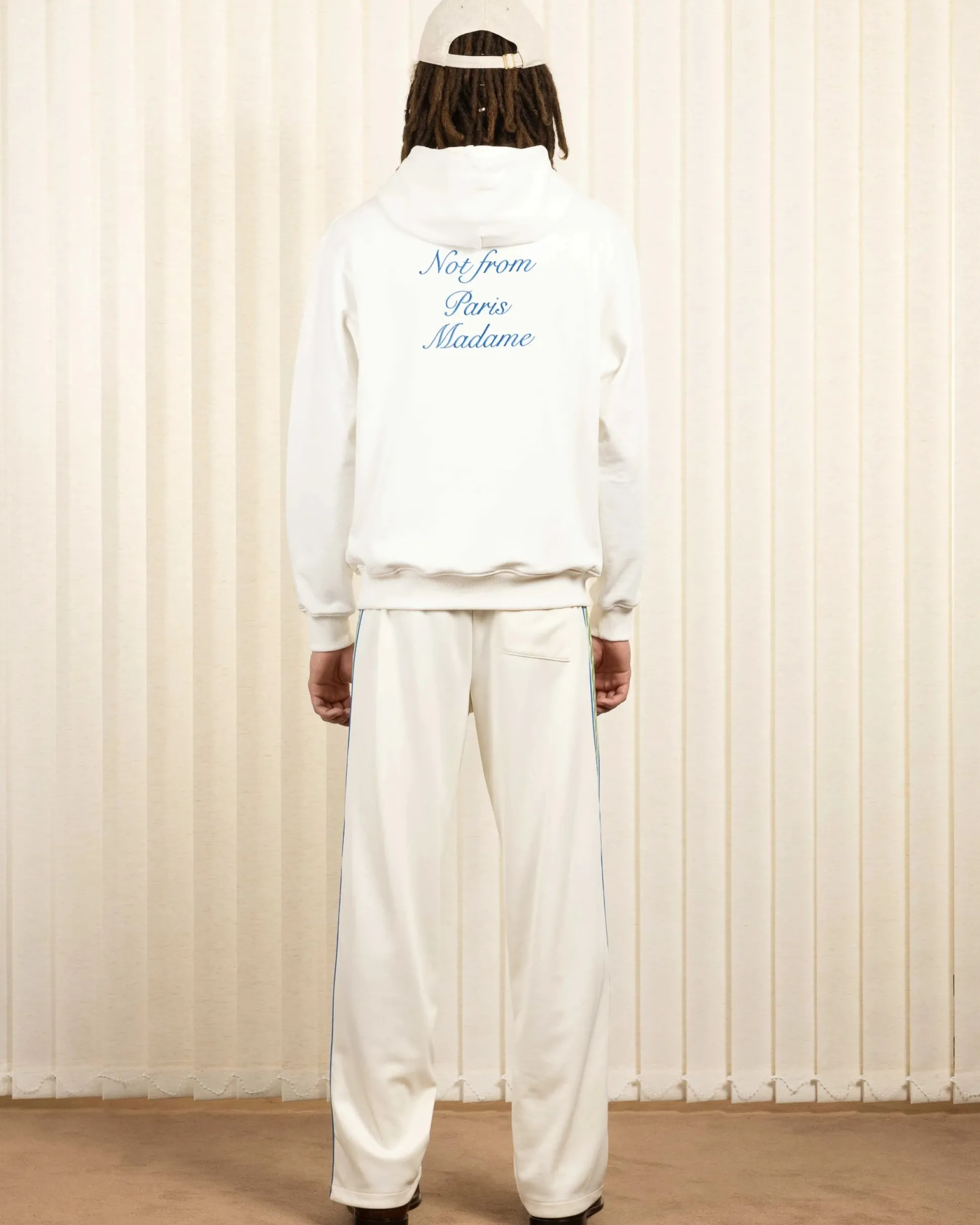 Le Hoodie Slogan Cursive