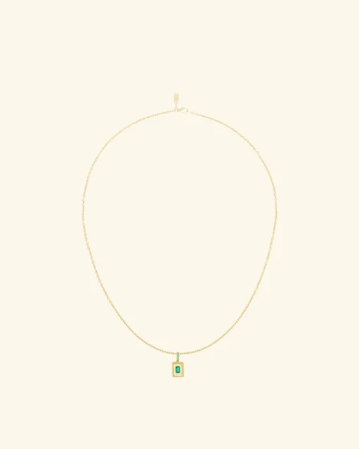 Le Pendentif Emeraude Tressé